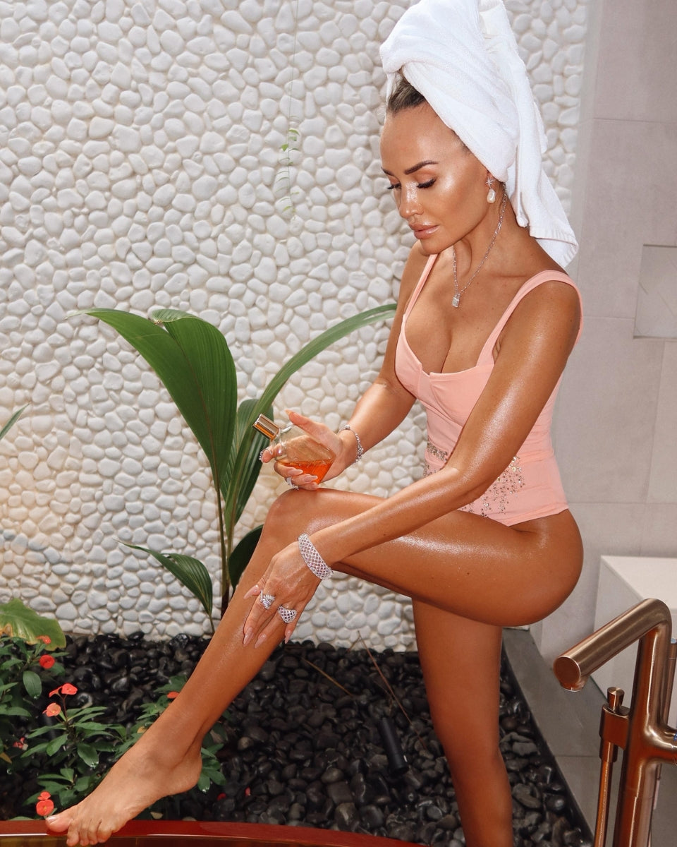 Ya Omri luxury swimwear customer style 03